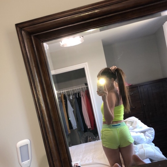 Neon yellow ivivva shorts 10/10 condition! - Picture 4 of 4